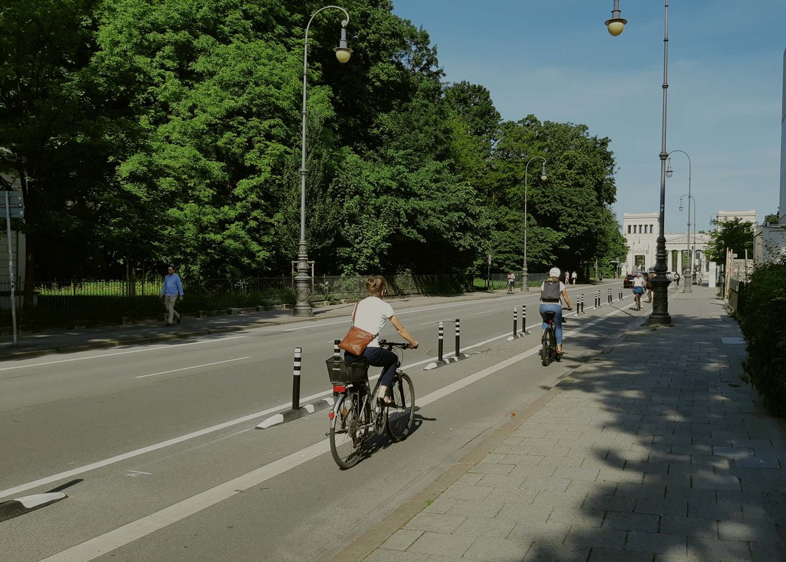 Verkehrsversuch zu Protected Bike Lanes in München